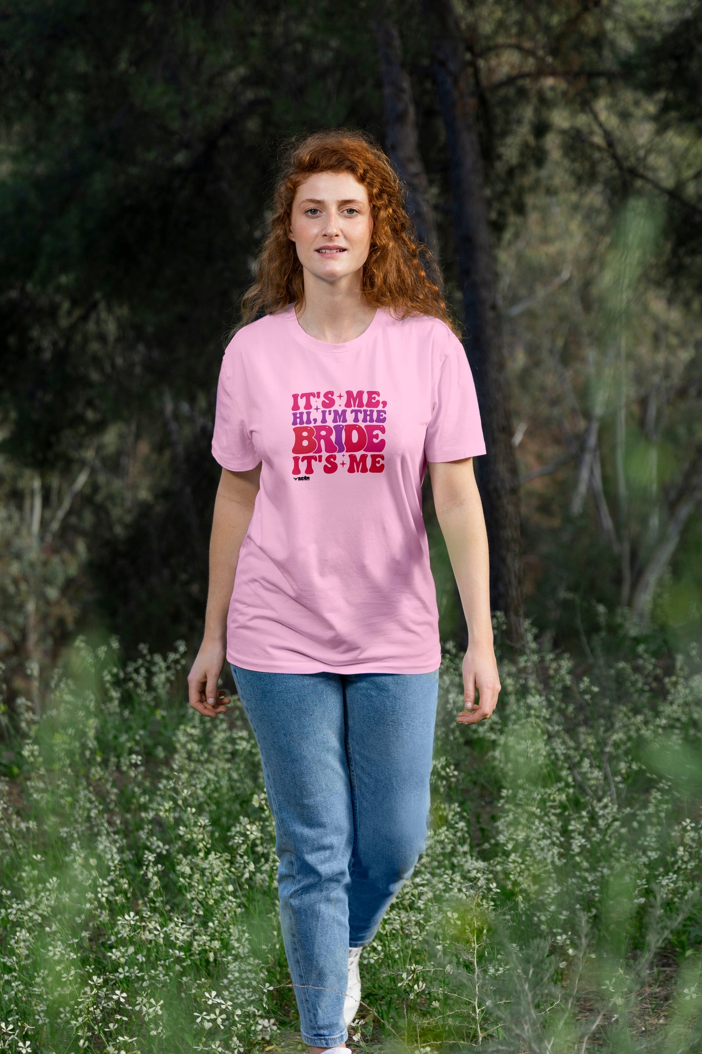 It's Me. Hi, I'm The Bride. It's Me  |  Women's T-Shirt