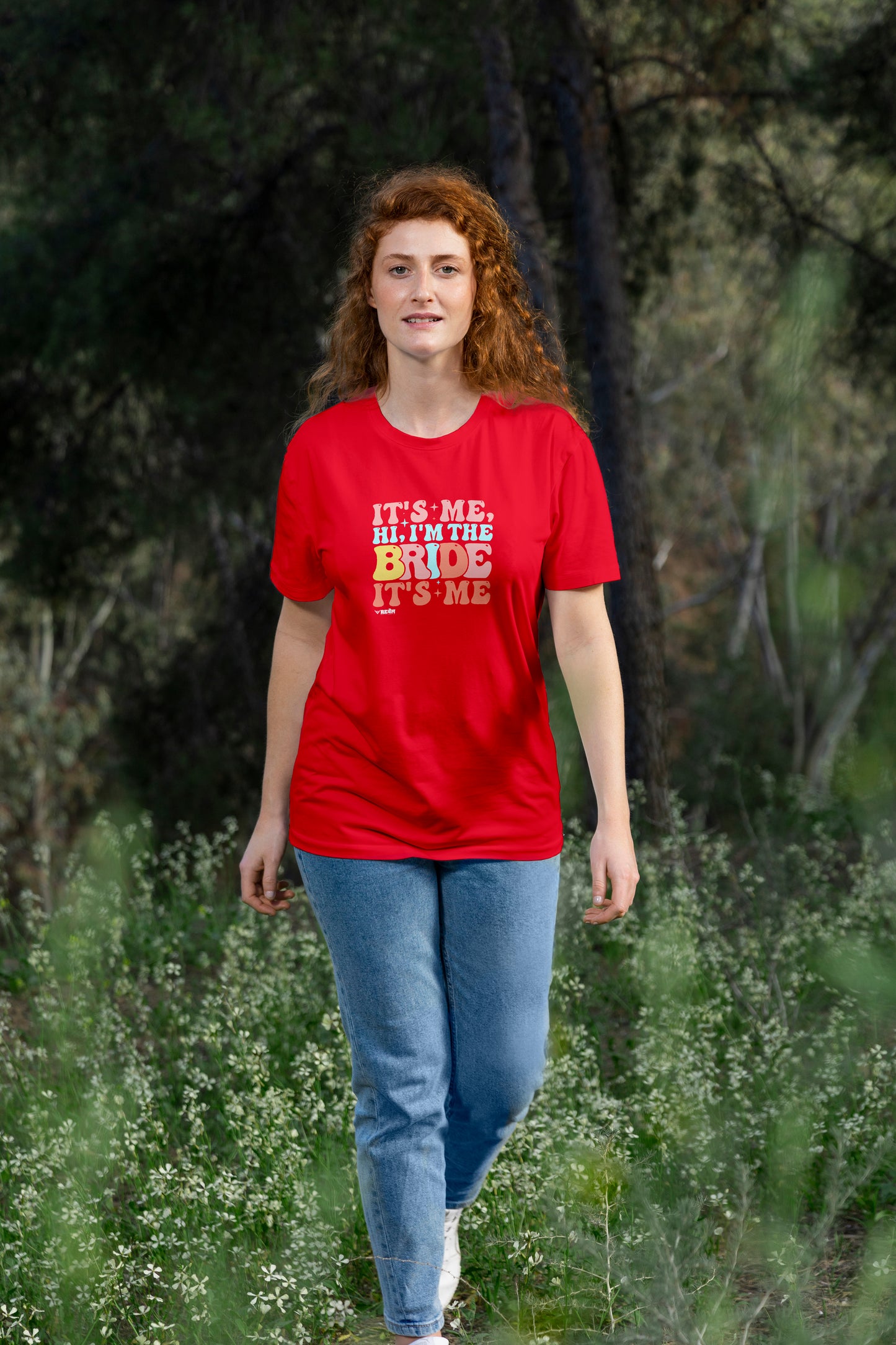 It's Me. Hi, I'm The Bride. It's Me  |  Women's T-Shirt