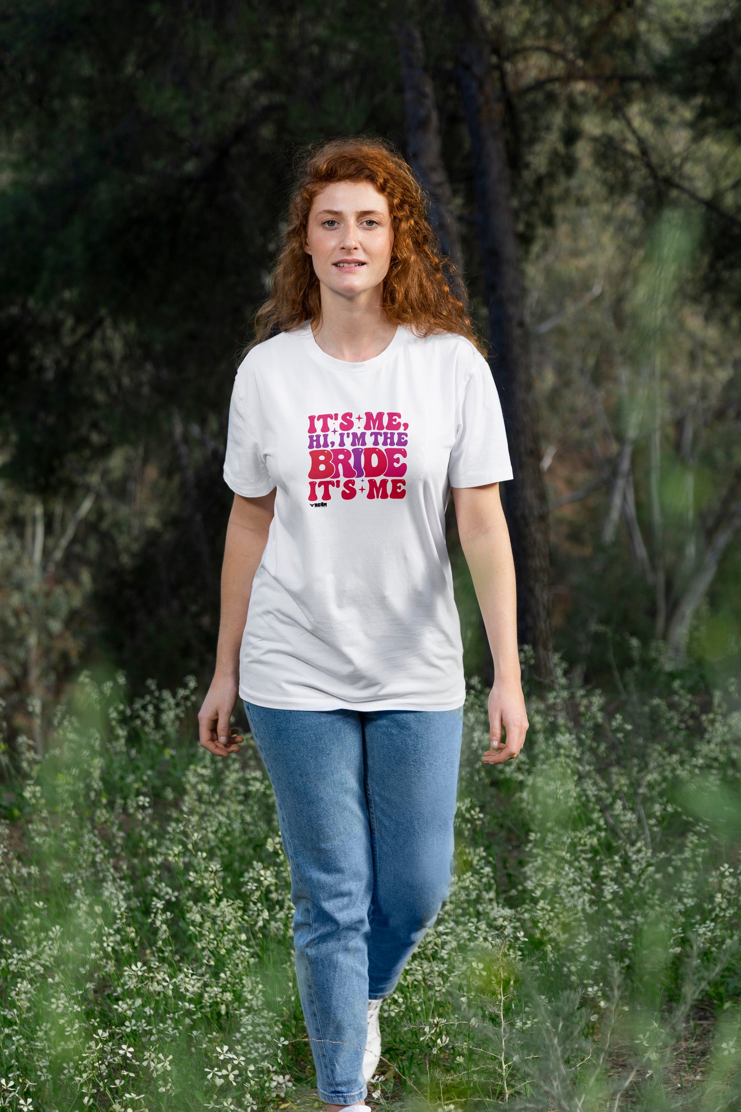 It's Me. Hi, I'm The Bride. It's Me  |  Women's T-Shirt
